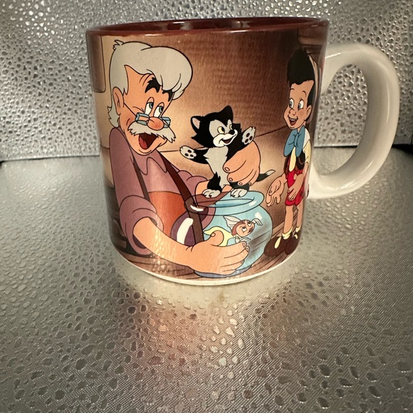 Disney Mug with Geppetto and Pinocchio - Brown and White - Picture 5 of 6
